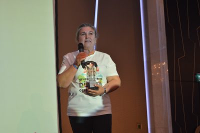 Emel Anne’nin Kampanyasına Adım Adım 2016 Ödülü